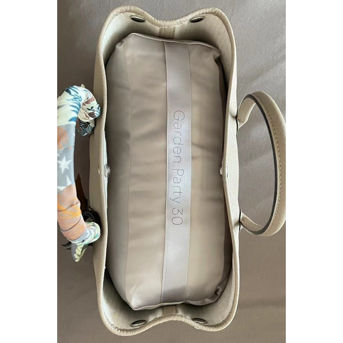 Cocok untuk Tas Tangan Wanita  - Woman In Bag ulasan dan harga