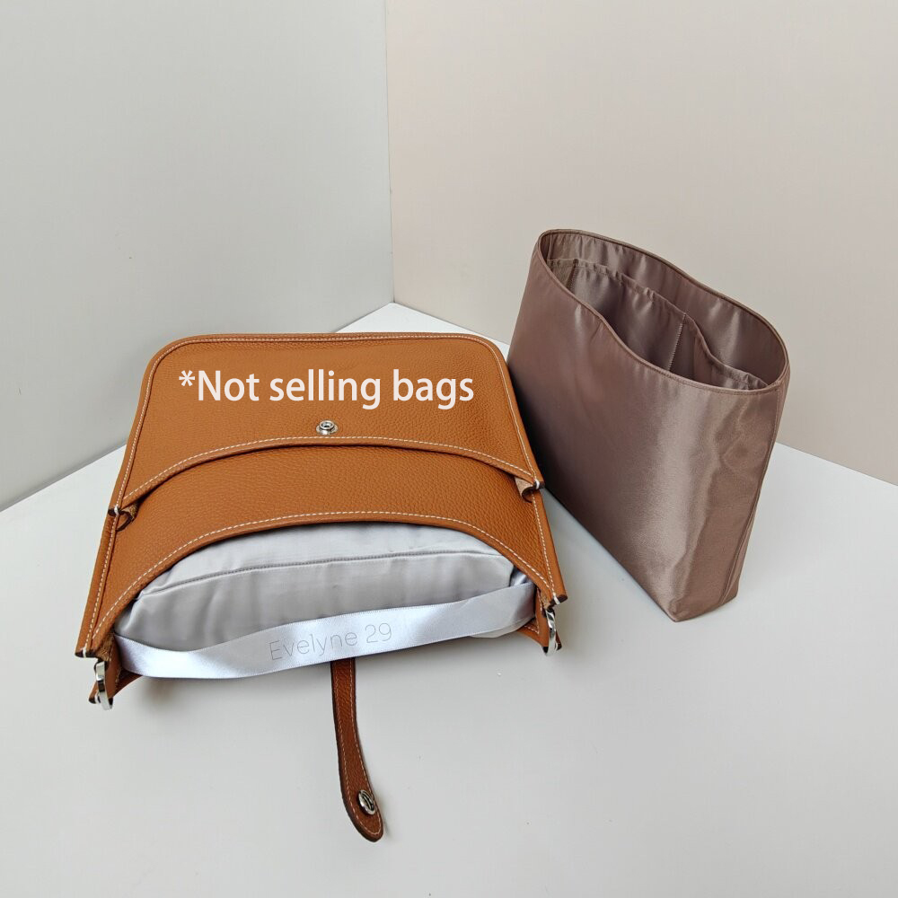 Cocok untuk Tas Tangan Evelyne - Woman In Bag ulasan dan harga