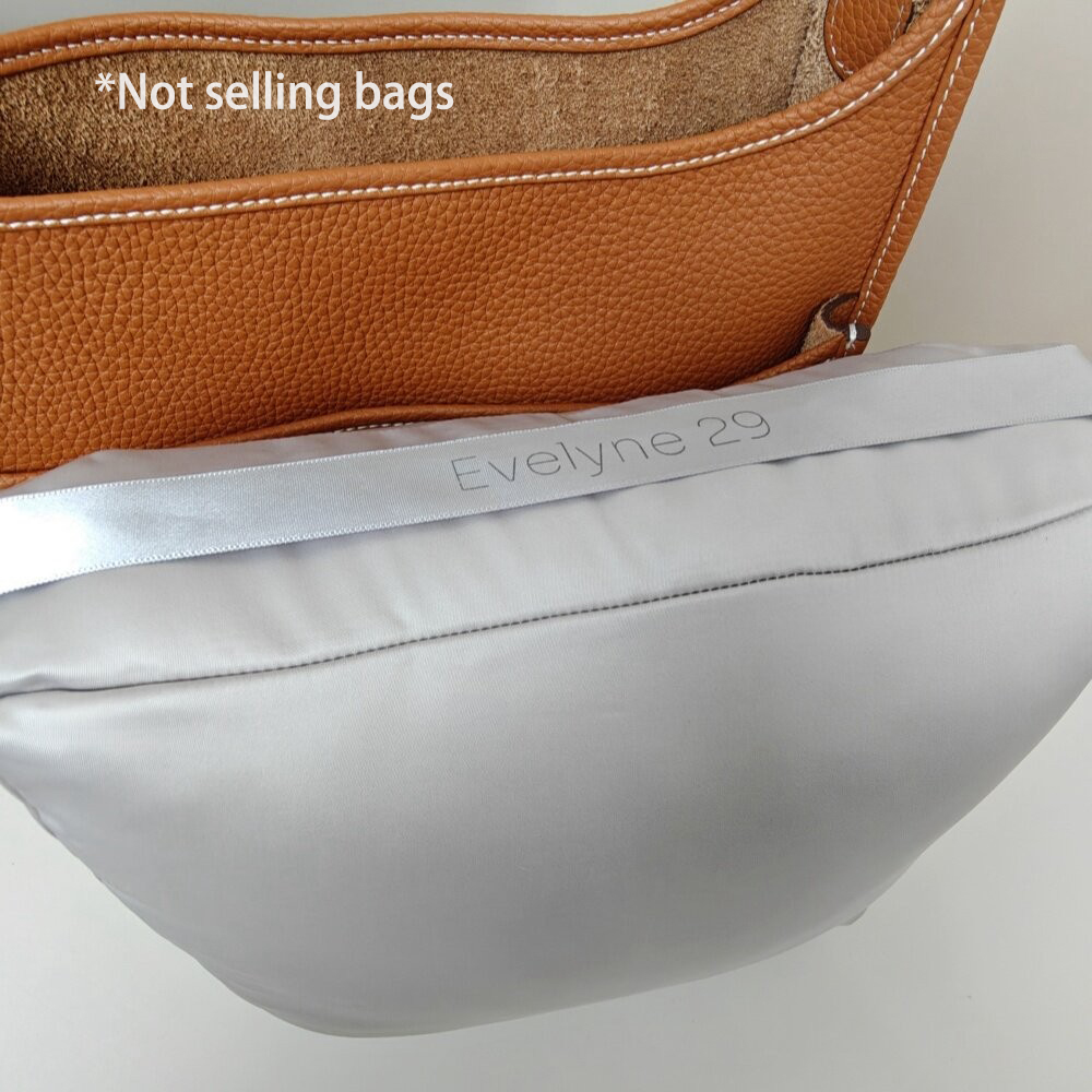 Cocok untuk Tas Tangan Evelyne - Woman In Bag ulasan dan harga